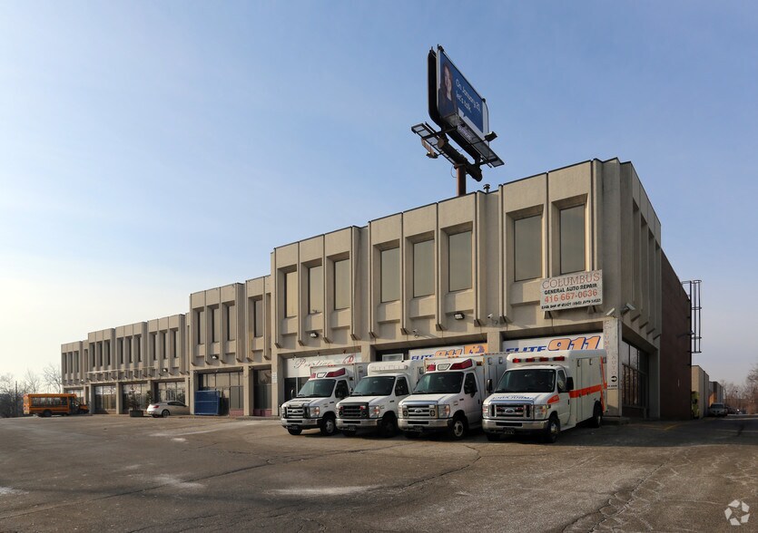 More Photos Of 4544 Dufferin St, Toronto Flex For Lease