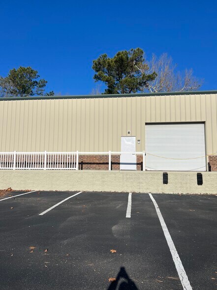 More Photos Of 4315 Magnum St, Little River Warehouse For Lease