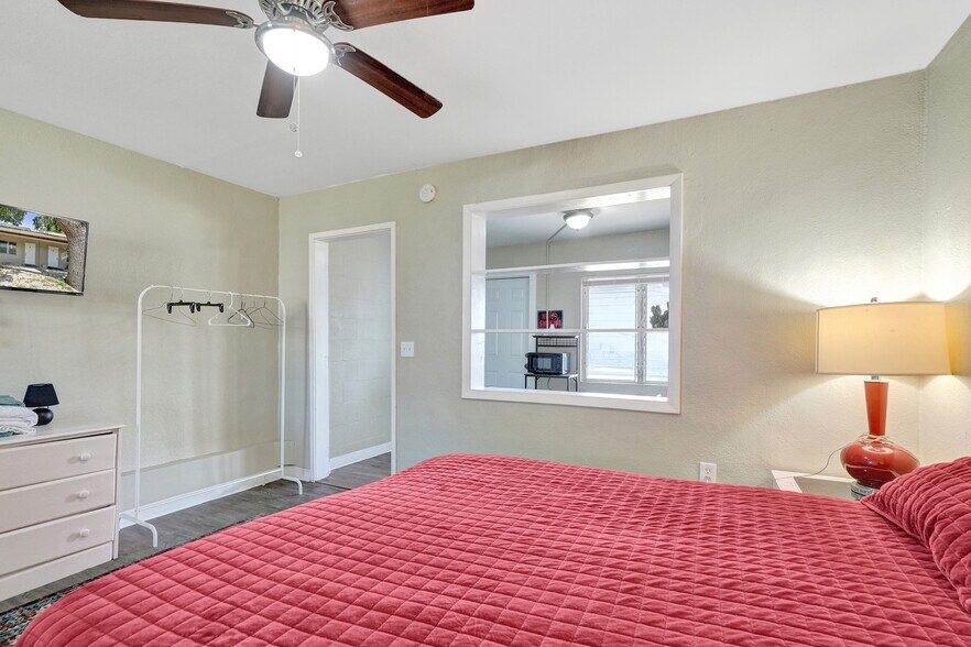 More Photos Of , Moore Haven Multifamily For Sale