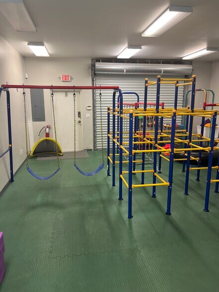 More Photos Of 4189-4257 SW High Meadows Ave, Palm City Office For Sale