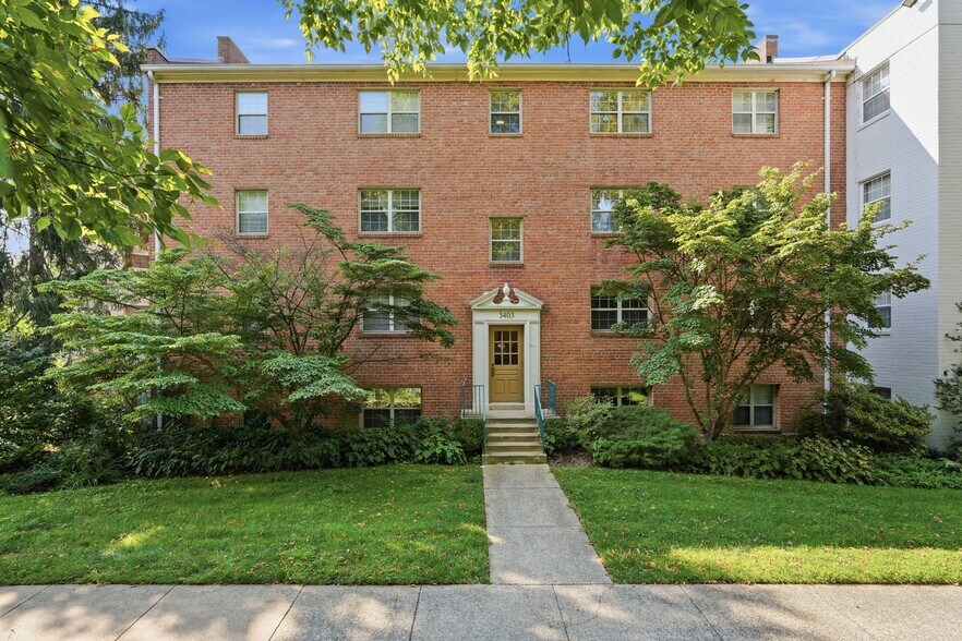 More Photos Of 3405 University Blvd W, Kensington Apartments For Sale