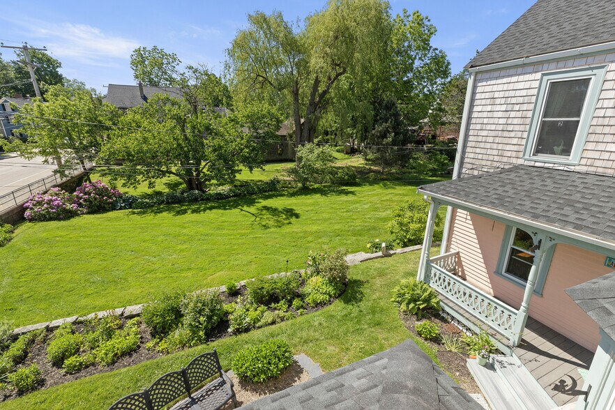 More Photos Of 7 Main St. St, Essex Apartments For Sale