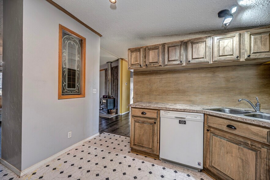 More Photos Of 20985 Portland Ave, Purcell Land For Sale