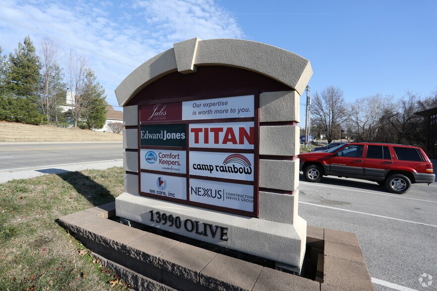 More Photos Of 13990 Olive Blvd, Chesterfield Office For Lease