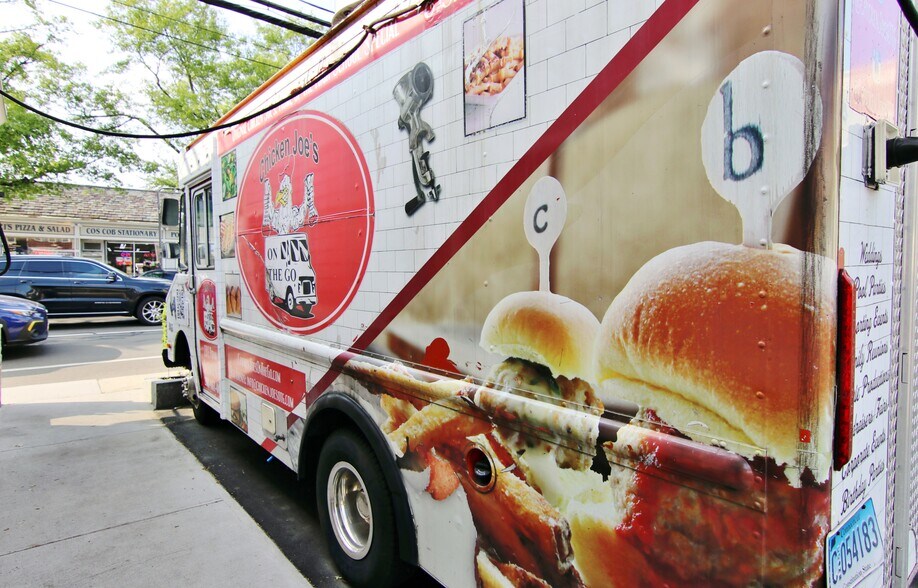 More Photos Of 231 E Putnam Ave, Cos Cob Fast Food For Sale