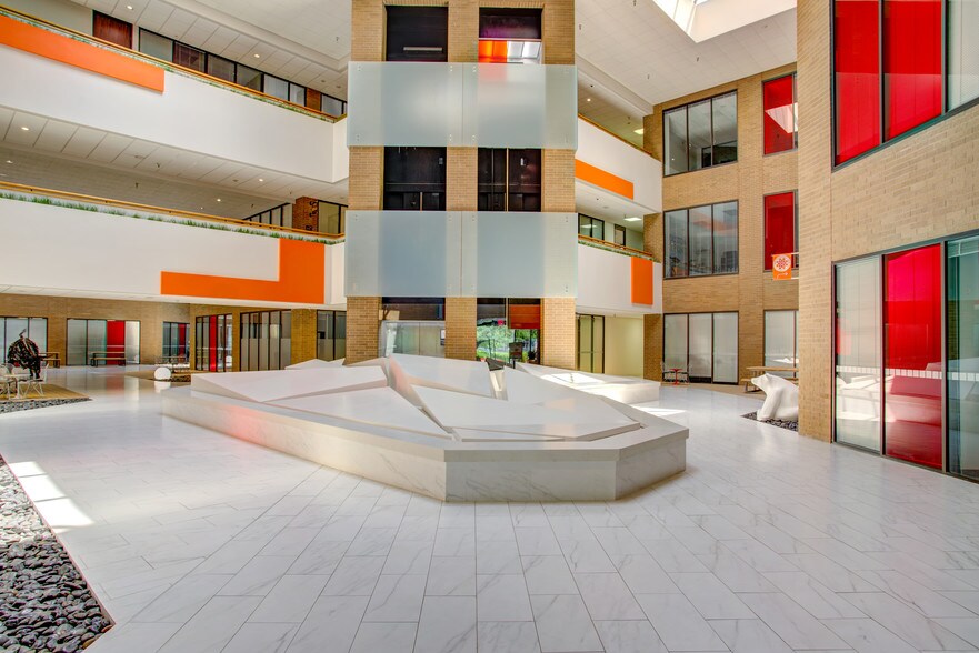 More Photos Of 7676 Hillmont St, Houston Office For Lease
