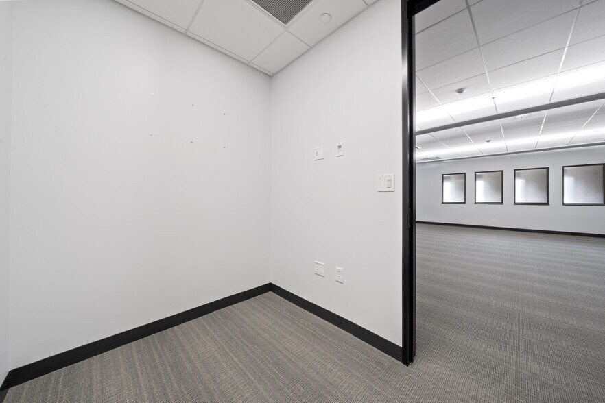 More Photos Of 7620 Guadalupe St, Austin Office For Lease