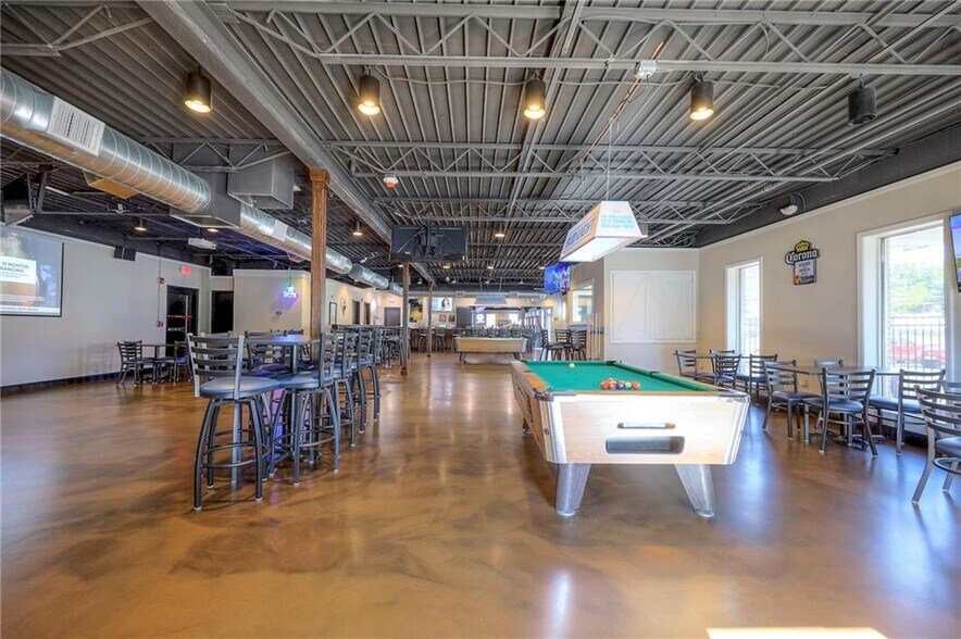 Primary Photo Of 4545 N Brighton Ave, Kansas City Bar For Sale