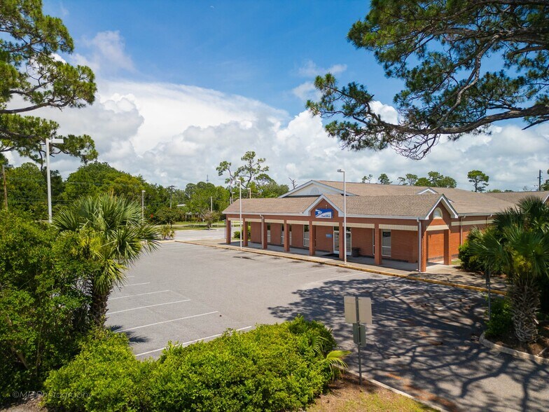More Photos Of 502 Garrison Ave, Port Saint Joe Post Office For Sale