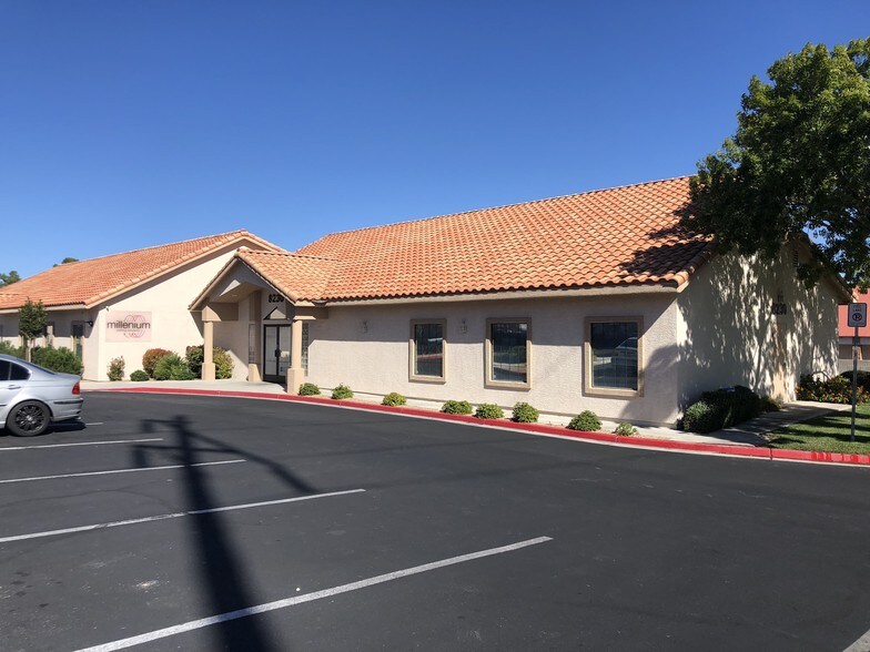 More Photos Of 8230 W Charleston Blvd, Las Vegas Medical For Sale