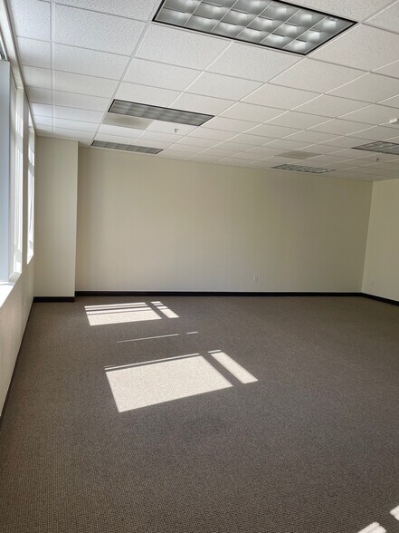 More Photos Of 1863-1885 Concourse Dr, San Jose Light Manufacturing For Lease