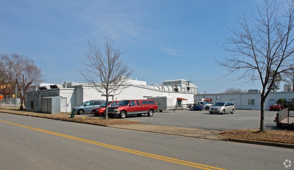 More Photos Of 3221 Commander Shepard Blvd, Hampton Flex For Sale