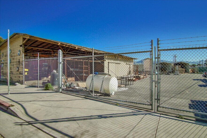 More Photos Of 354 1st St, Hollister Freestanding For Sale