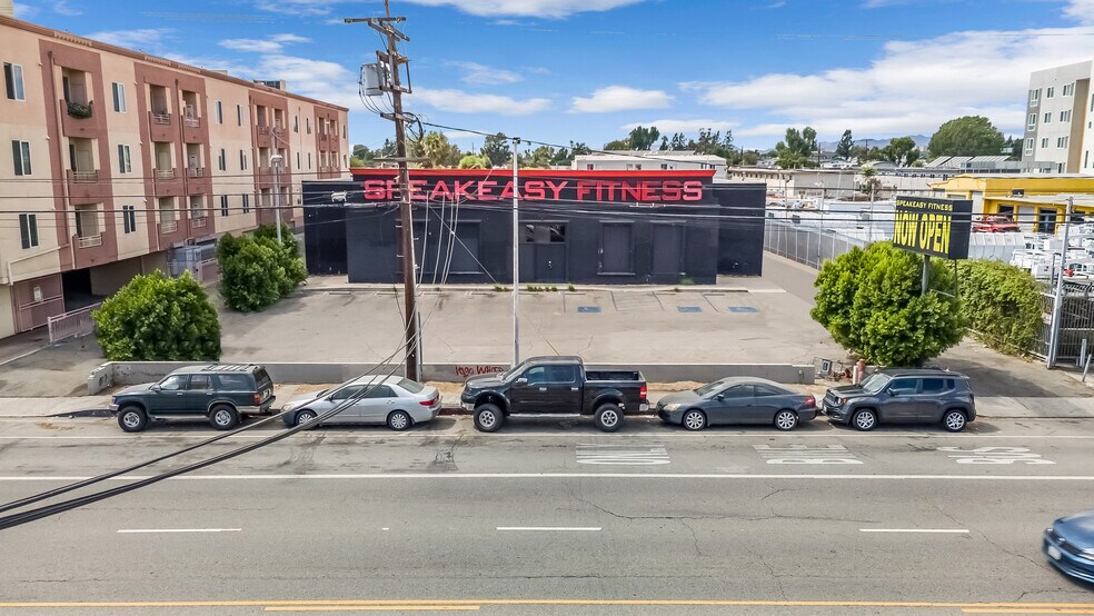 More Photos Of 8759 Sepulveda Blvd, North Hills Health Club For Sale