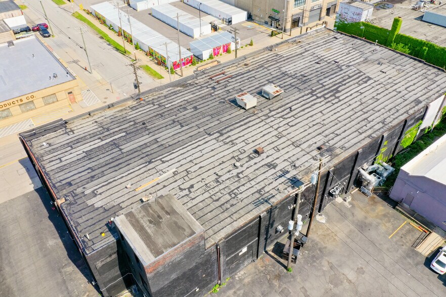 More Photos Of 1820 E 30th St, Cleveland Sports And Entertainment For Sale