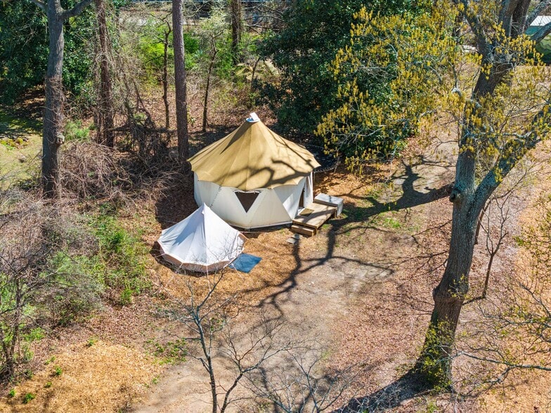 More Photos Of 1860 Penelope Rd NW, Atlanta Hospitality For Sale