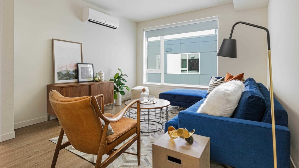 More Photos Of 221 Minor Ave N, Seattle Apartments For Lease