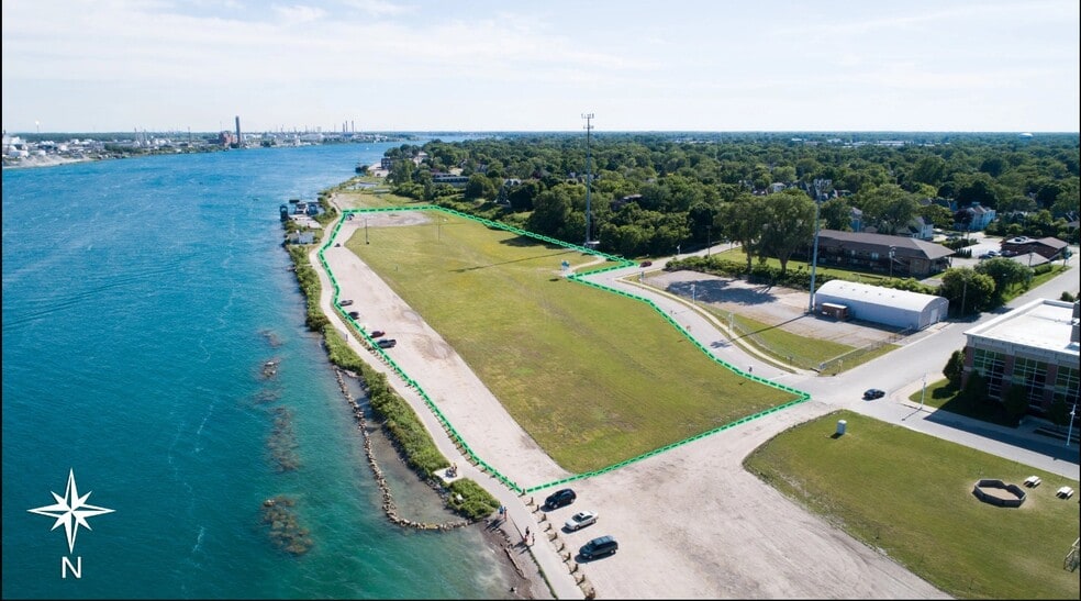 Primary Photo Of 300 Griswold St, Port Huron Land For Sale