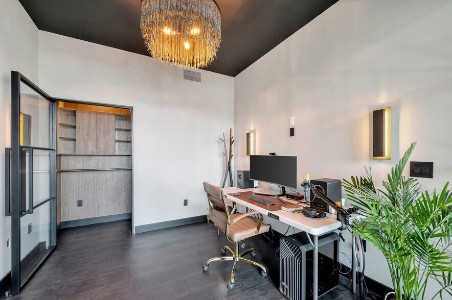 More Photos Of 406 9th Ave, San Diego Loft Creative Space For Sale