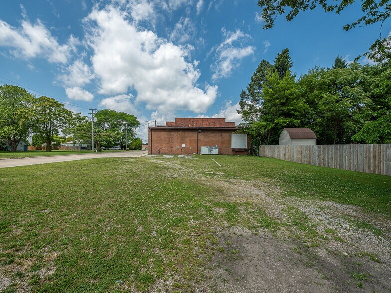 More Photos Of 111 Jones Ave, Monroe Warehouse For Lease