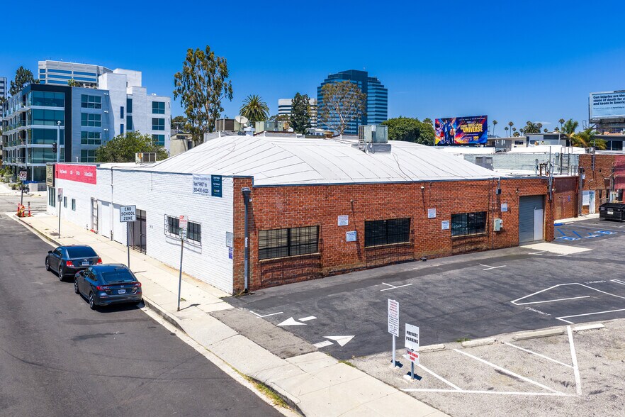 More Photos Of 1410 S Centinela Ave, Los Angeles Storefront Retail Office For Lease