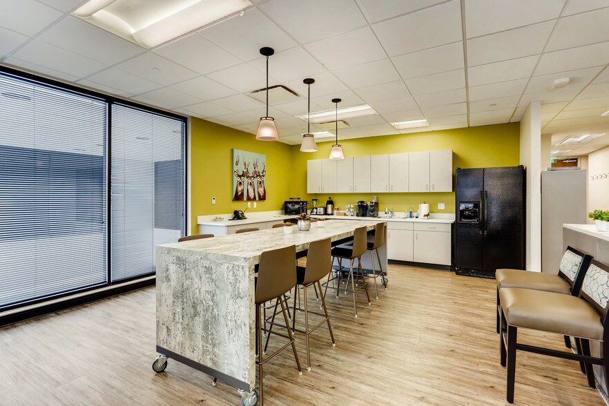 More Photos Of 7887 E Belleview Ave, Denver Serviced Offices For Lease