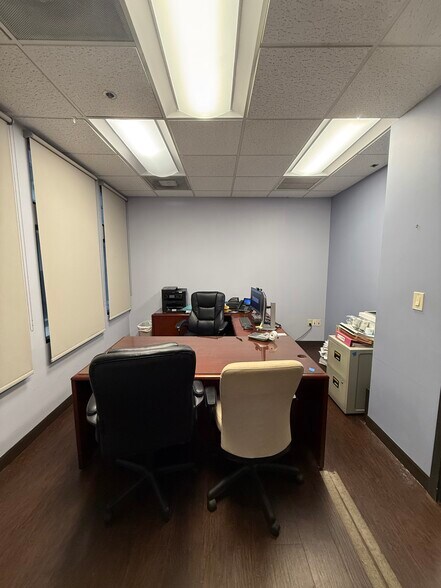 More Photos Of 221 NE Ivanhoe Blvd, Orlando Loft Creative Space For Lease