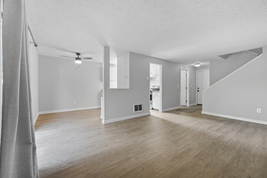 More Photos Of 742-760 9th St, Washougal Apartments For Sale