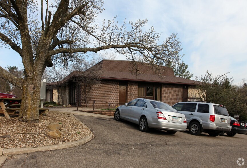 More Photos Of 370 Cline Ave, Mansfield Office Residential For Sale