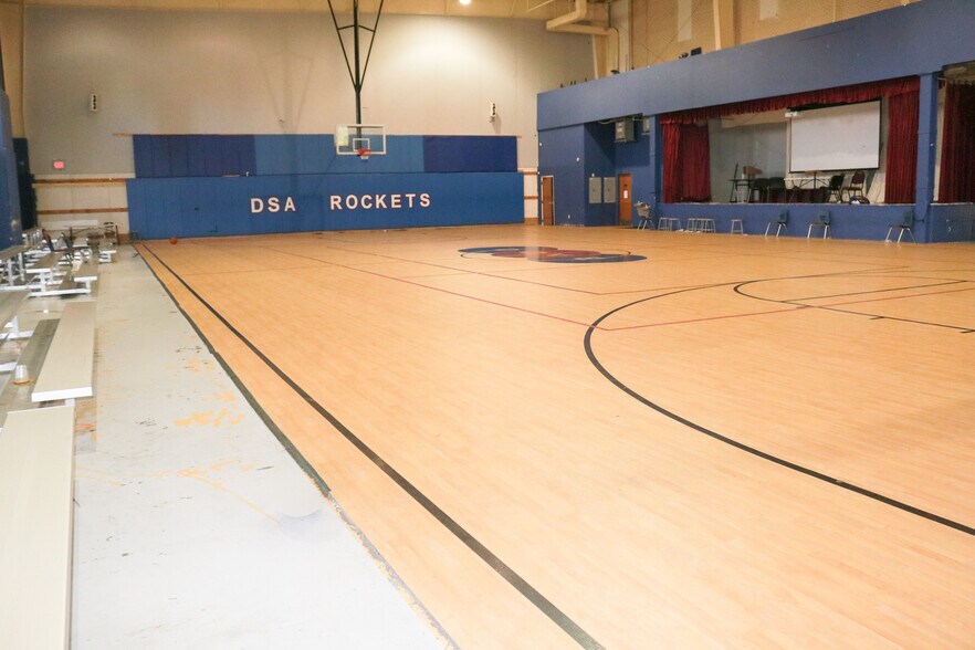 More Photos Of 919 NW 23rd St, Oklahoma City Schools For Sale