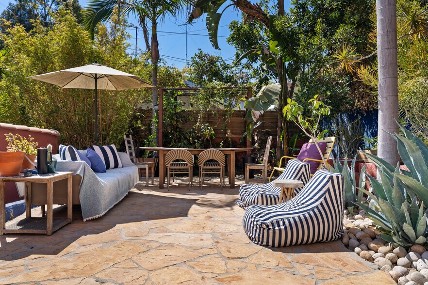 More Photos Of 1501 Westerly Ter, Los Angeles Apartments For Sale