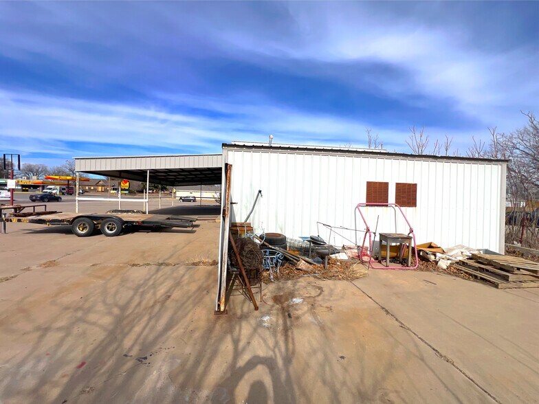 More Photos Of 230 N Louis Tittle Ave, Mangum General Retail For Sale