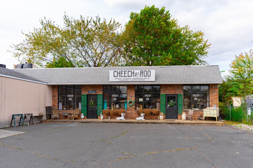 More Photos Of 246 North Ave, Garwood Storefront For Lease