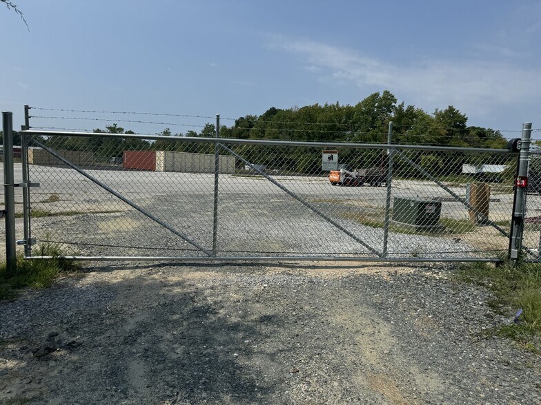 Primary Photo Of 920 Airpax Road Airpax rd, Cambridge Land For Lease