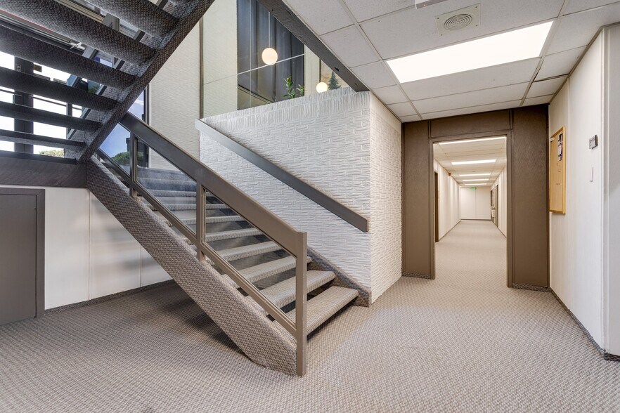 More Photos Of 5050 Edison Ave, Colorado Springs Office For Sale