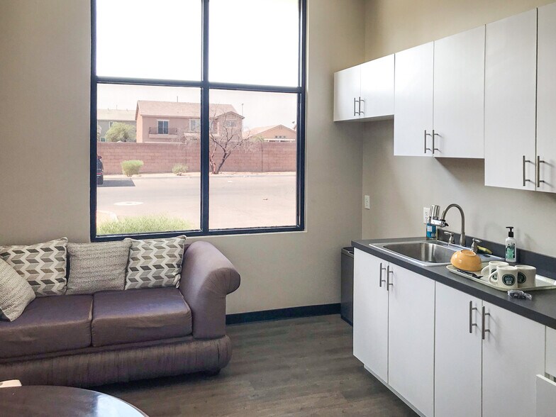 More Photos Of 4250 Simmons St, North Las Vegas Medical For Sale