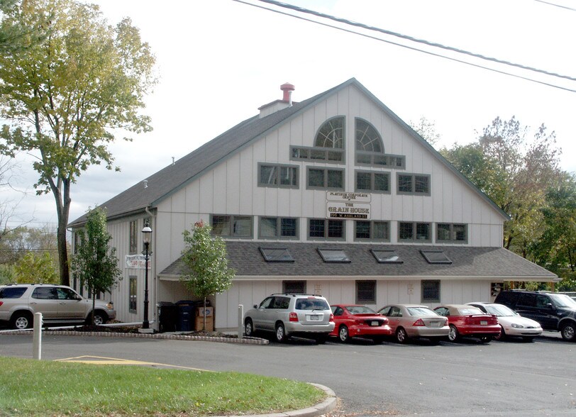 More Photos Of 196 W Ashland St, Doylestown Coworking Space