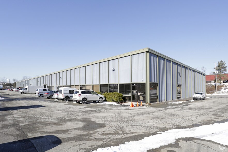 Primary Photo Of 700-790 Vista Park Dr, Pittsburgh Warehouse For Lease