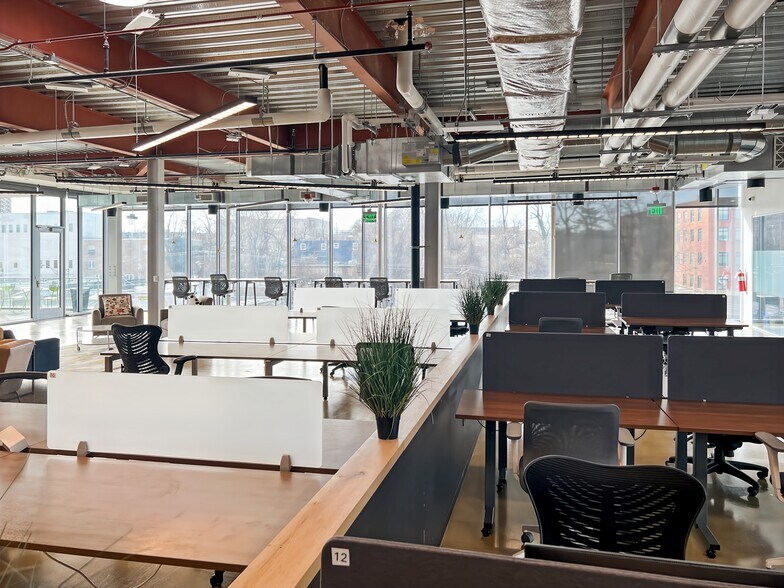 More Photos Of 12358 Parklawn Dr, North Bethesda Coworking Space