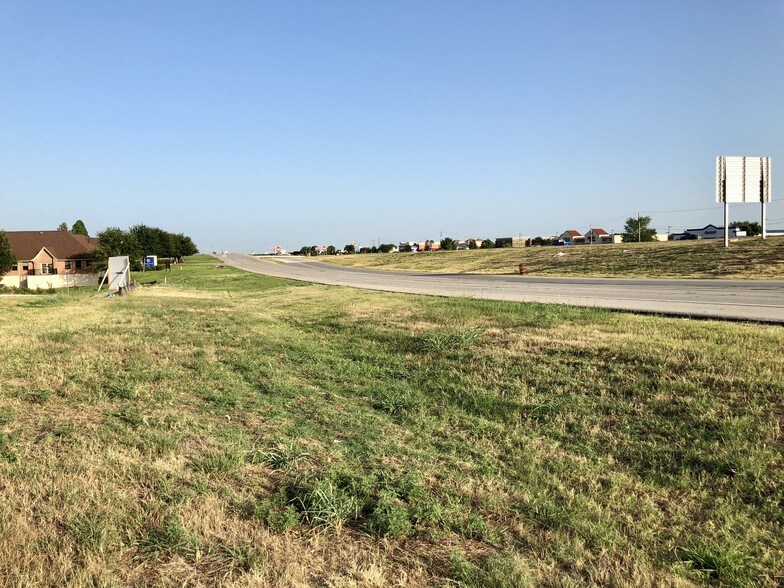 More Photos Of 1460 N US Highway 287, Mansfield Land For Sale