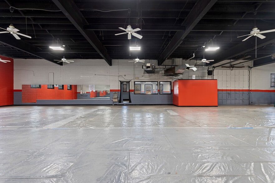 More Photos Of 3626 Winding Way, Newtown Square Warehouse For Sale