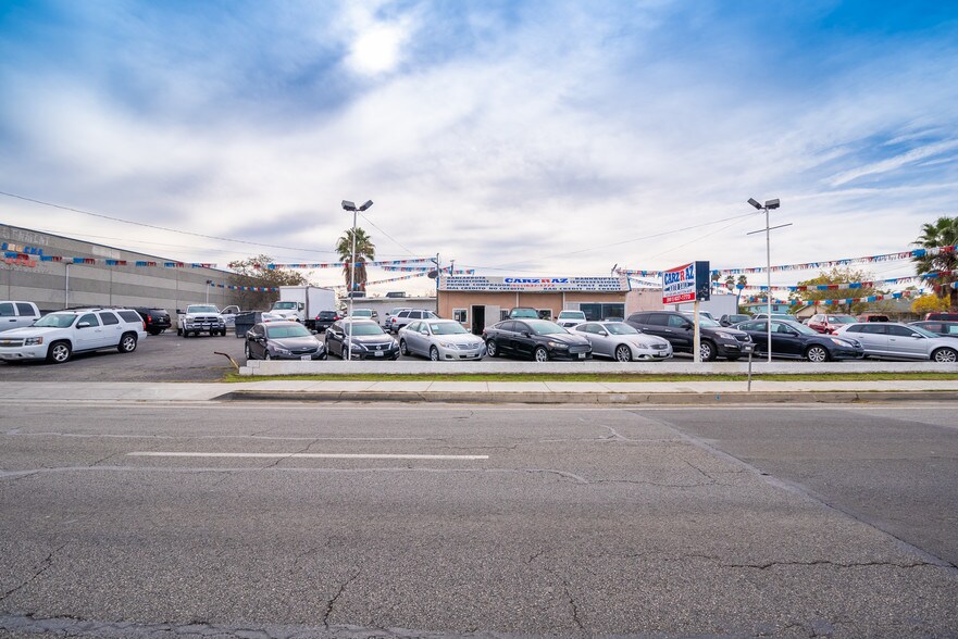 More Photos Of 10100 Arlington Ave, Riverside Auto Dealership For Sale