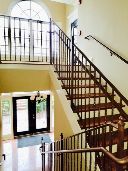 More Photos Of 5400 Laurel Springs Pky, Suwanee Office For Sale