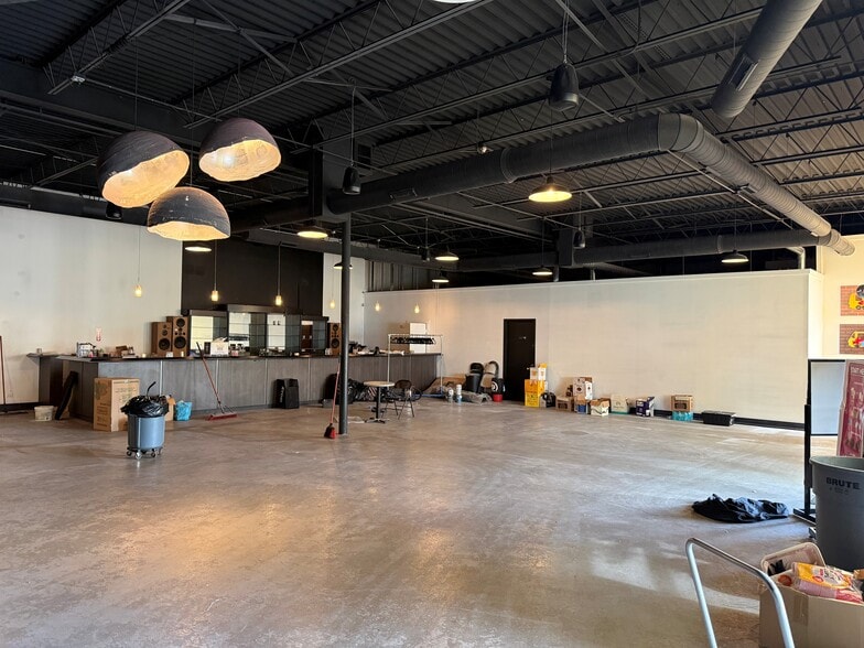 More Photos Of 3515 W Grand Ave, Chicago Land For Sale