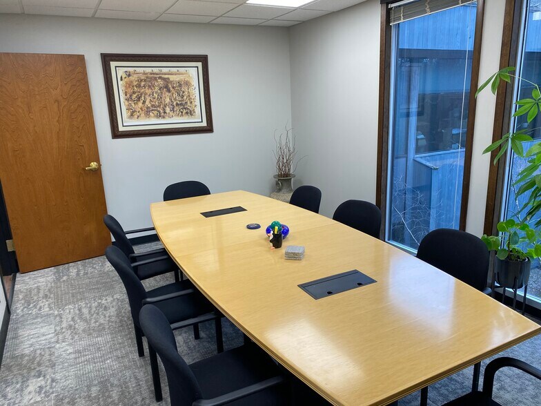 More Photos Of 1173 Pittsford Victor Rd, Pittsford Unknown For Lease