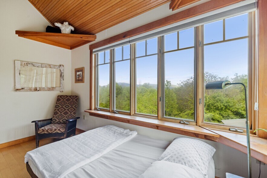 More Photos Of 218 Streeter Woods Rd, Dorchester Lodge Meeting Hall For Sale