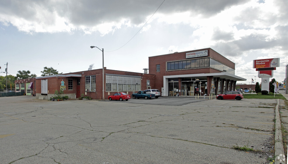 Primary Photo Of 420 S 1st St, Milwaukee Warehouse For Lease