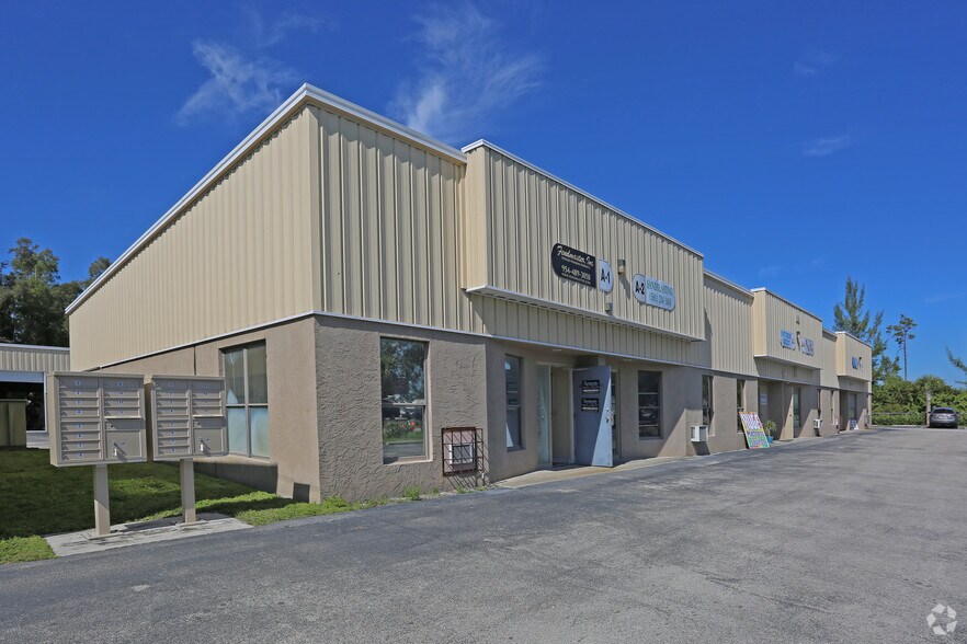 More Photos Of 163-175 Cleary Rd, West Palm Beach Warehouse For Lease