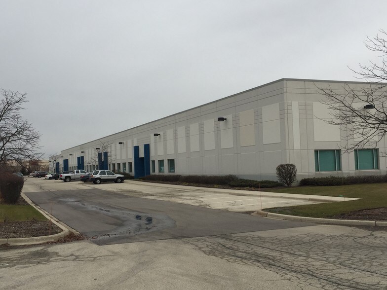 More Photos Of 10210 Werch Dr, Woodridge Distribution For Lease
