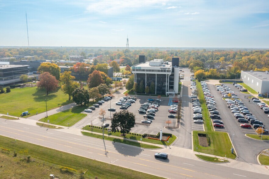 More Photos Of 26711 Northwestern Hwy, Southfield Office For Sale